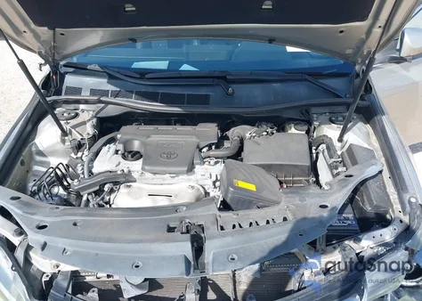 2015 Toyota Camry Se z USA, uszkodzony, nr VIN 4T1BF1FK4FU031643